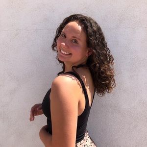 Meet your Posher, Emma